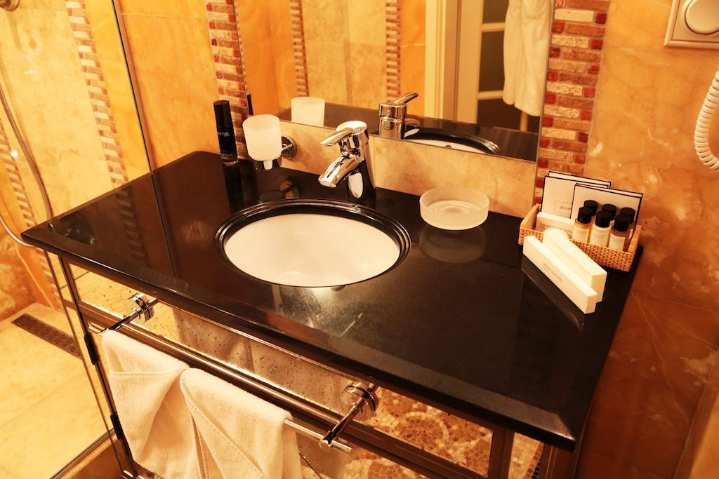 Hotel Ministerium Odessa Zimmer foto